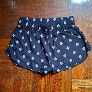 H&M Black Print Shorts Size 8